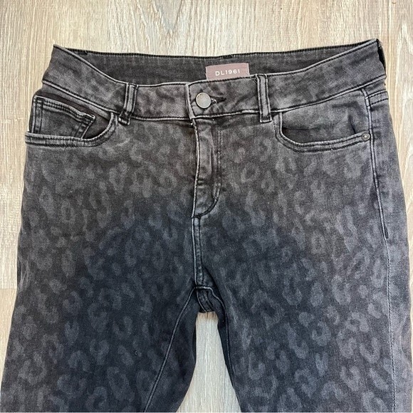 DL1961 Florence Cropped Mid-Rise Instasculpt Skinny Memphis Animal Print Jeans - Picture 5 of 8